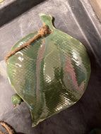 Leaf Hang JJ1